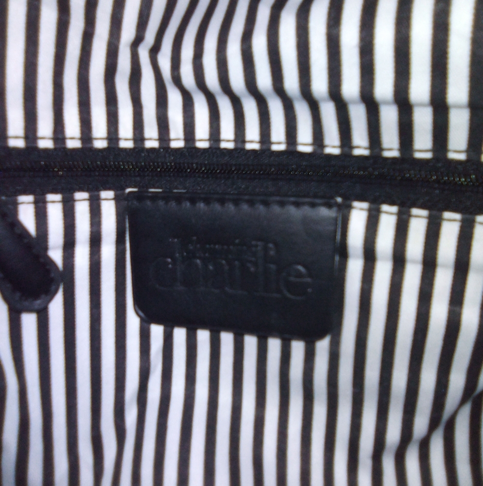 How Charming?👜 - Picture 4 of 4